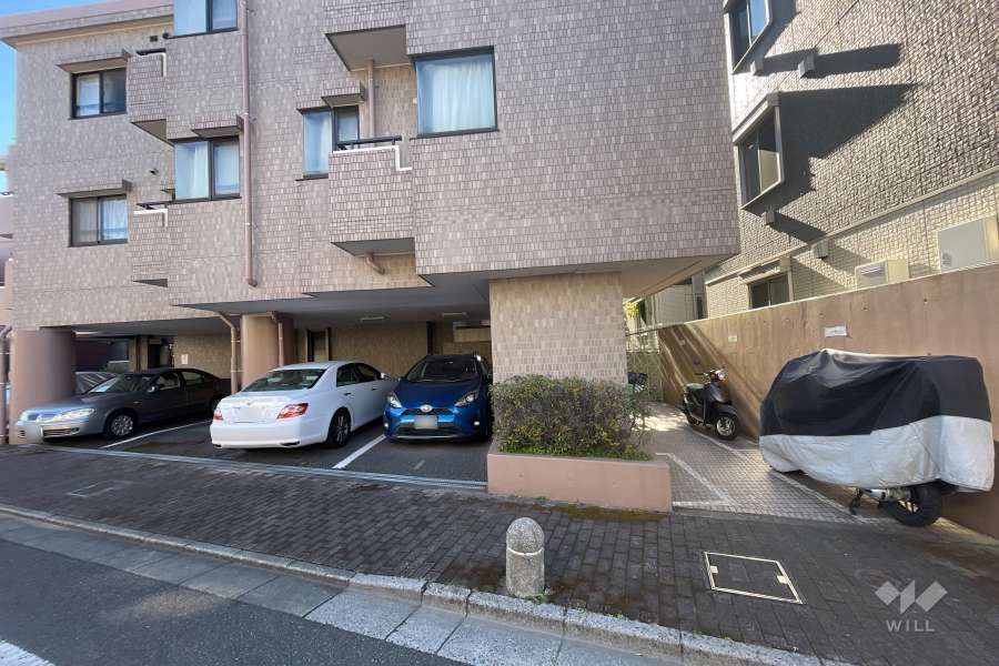 敷地内駐車場（屋内平面式）