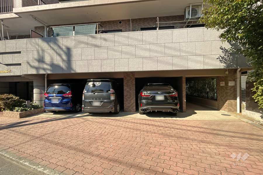 敷地内駐車場（屋内平面式）