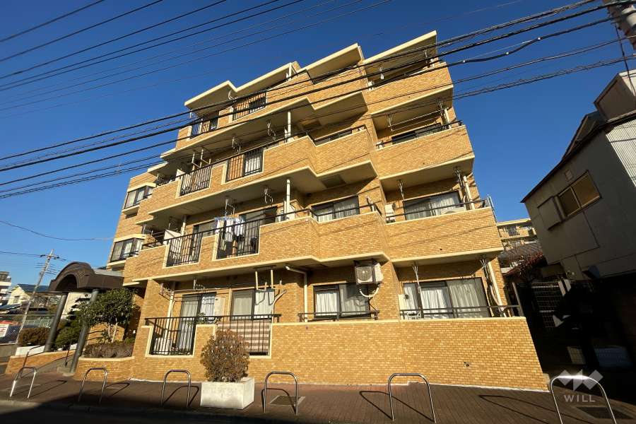 ライオンズマンション五反野第5の外観（南西側から）