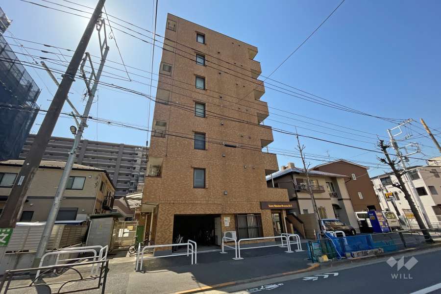ライオンズマンション五反野第6の外観（北東側から）