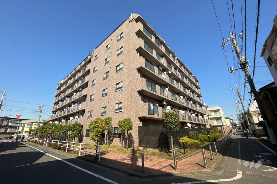 ライオンズマンション東綾瀬公園第２の外観（南西側から）