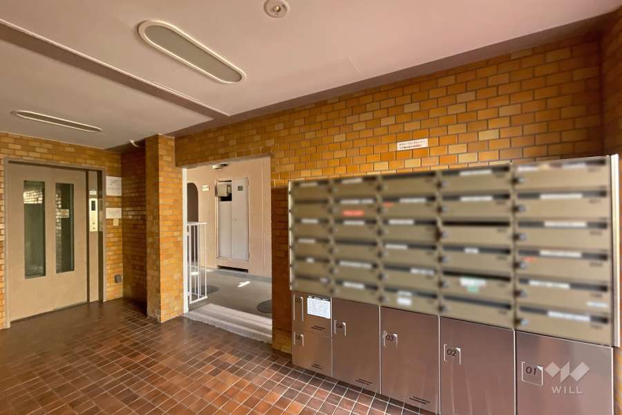 宅配ボックスと共用ポスト