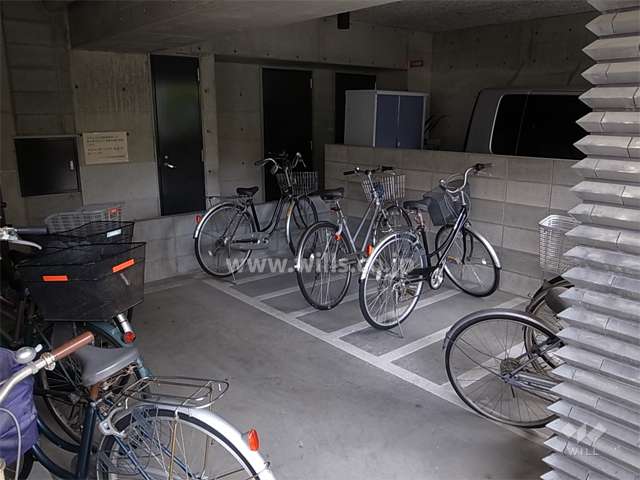 駐輪場
