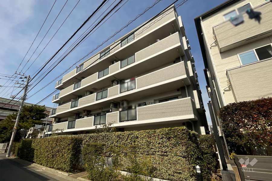 藤和シティホームズ綾瀬の外観（南東側から）