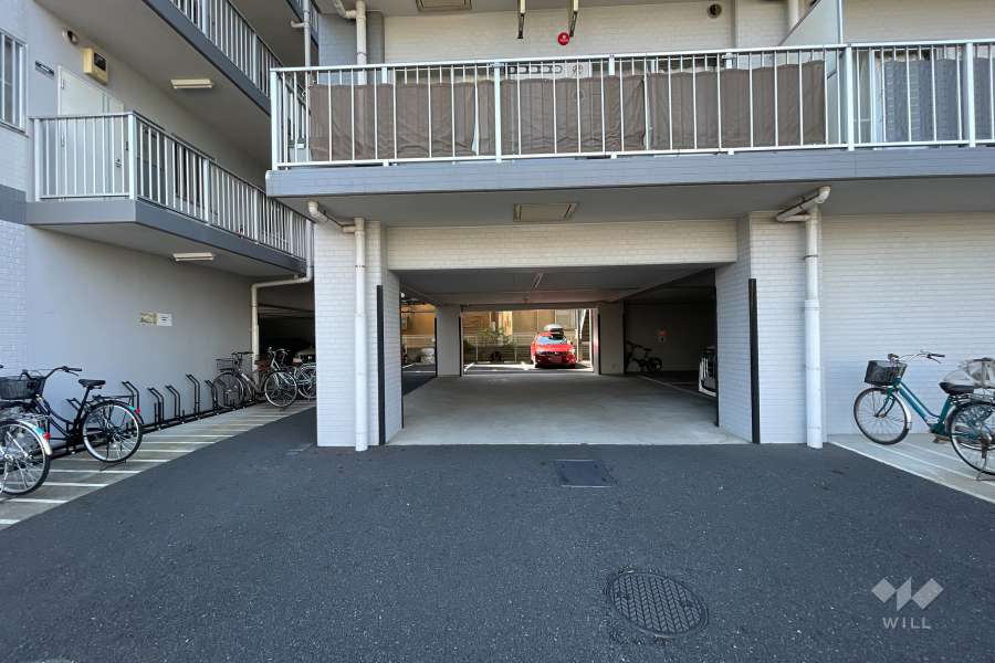 敷地内駐車場（屋外平面式）