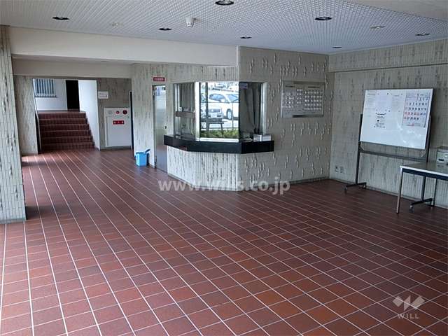 エントランスホール