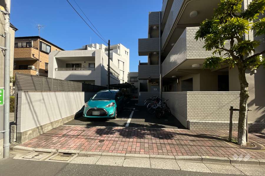 敷地内駐車場（屋外平面式）