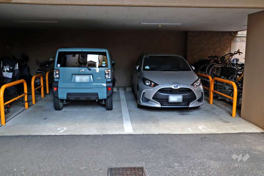 敷地内駐車場（屋内平面式）