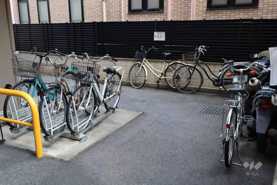 駐輪場、バイク置場
