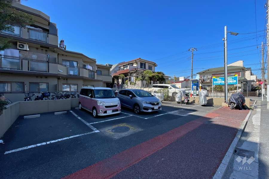 敷地内駐車場（屋外平面式）