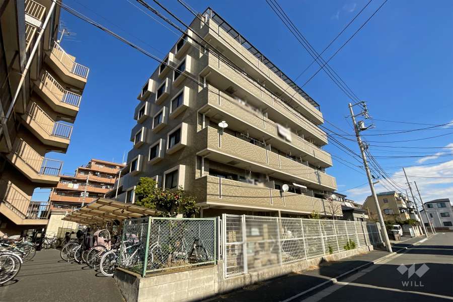 ダイアパレス北綾瀬3の外観（南西側から）