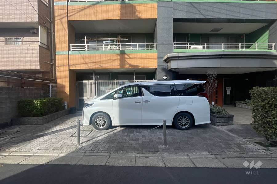 敷地内駐車場（屋外平面式）