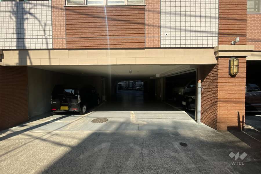 敷地内駐車場（屋外平面式）