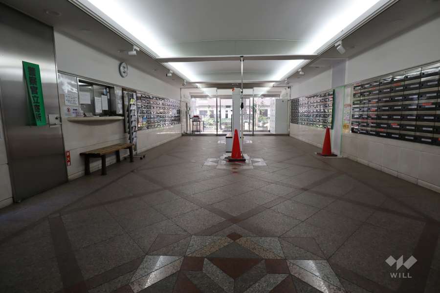 エントランスホール