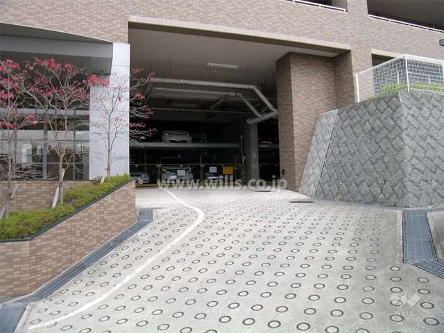 駐車場入り口