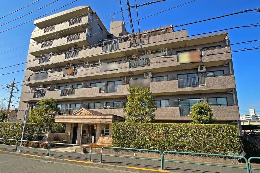 サンリット西新井の外観（南東側から）