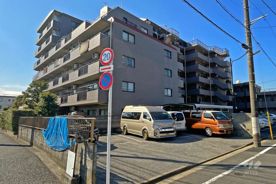 サンリット西新井の外観（北西側から）