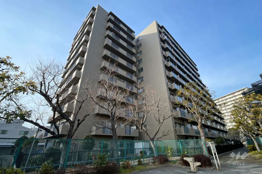 朝日プラザ梅田の外観（南東側から）