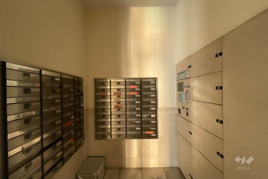 共用ポストと宅配ボックス