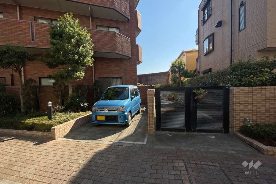 敷地内駐車場（屋外平面式）