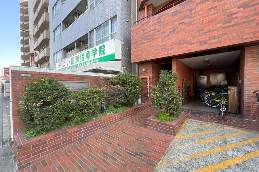 敷地の出入り口