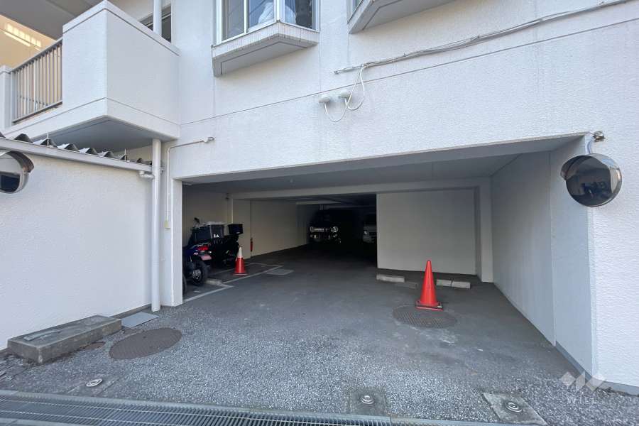 敷地内駐車場（屋内平面式・屋外平面式）