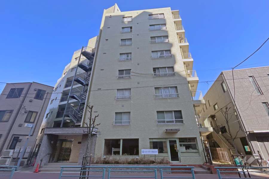 梅島コーポの外観（南東側から）