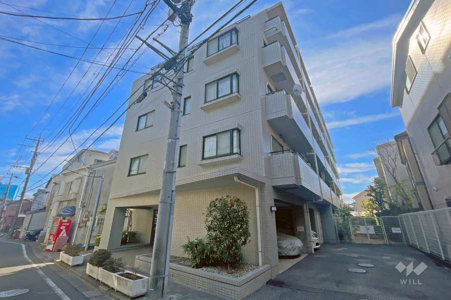藤和シティコープ西新井の外観（南東側から）