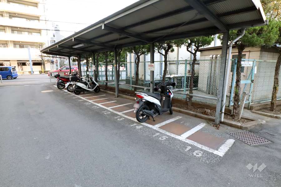 バイク置き場