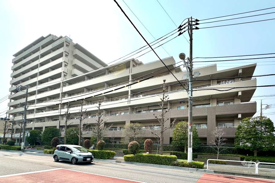 東京アクアージュの外観（北東側から）
