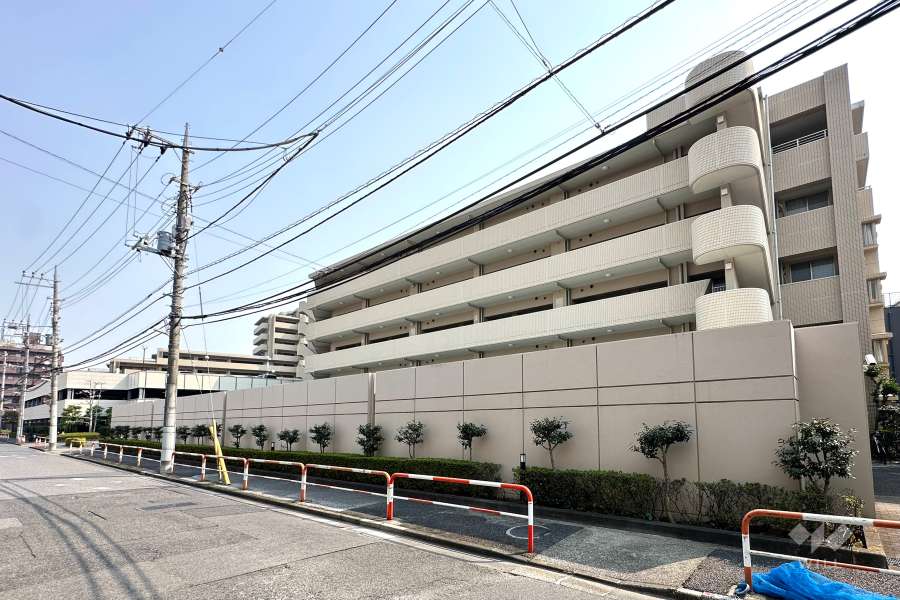 東京アクアージュの外観（北西側から）