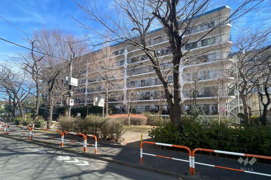 西新井スカイハイツの外観（南東側から）