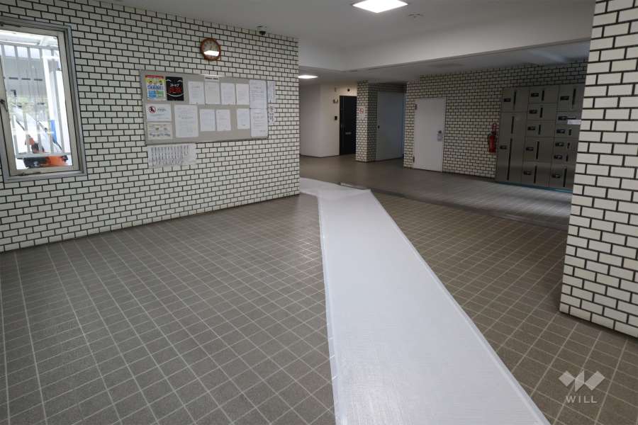 エントランスホール　
