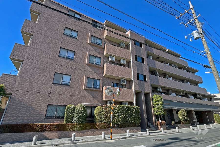 ライオンズマンション西新井大師第５の外観（南東側から）