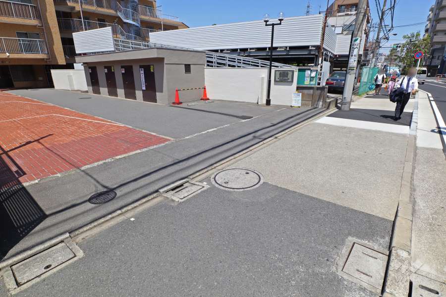 敷地の出入り口