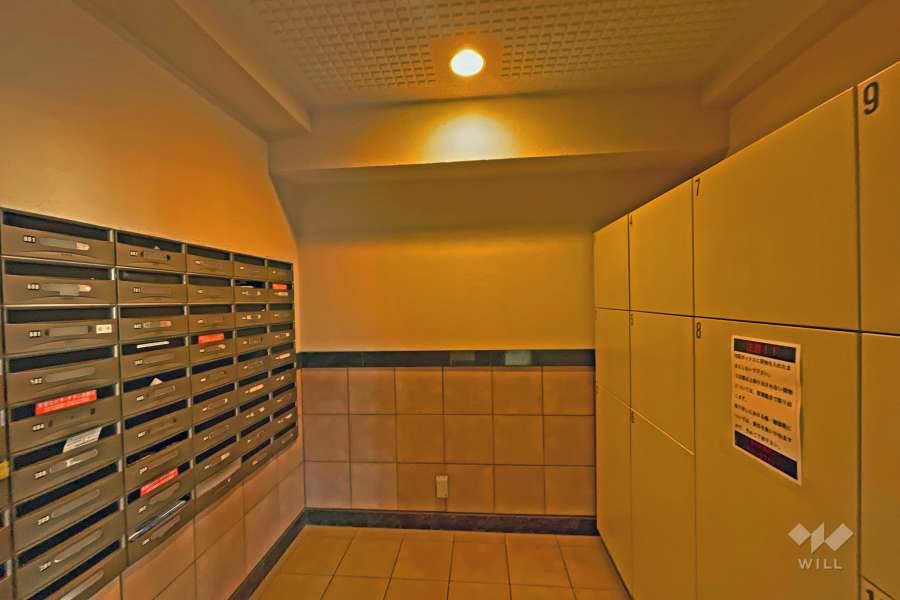 共用ポストと宅配ボックス