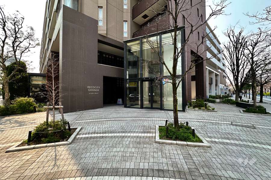 エントランスアプローチ