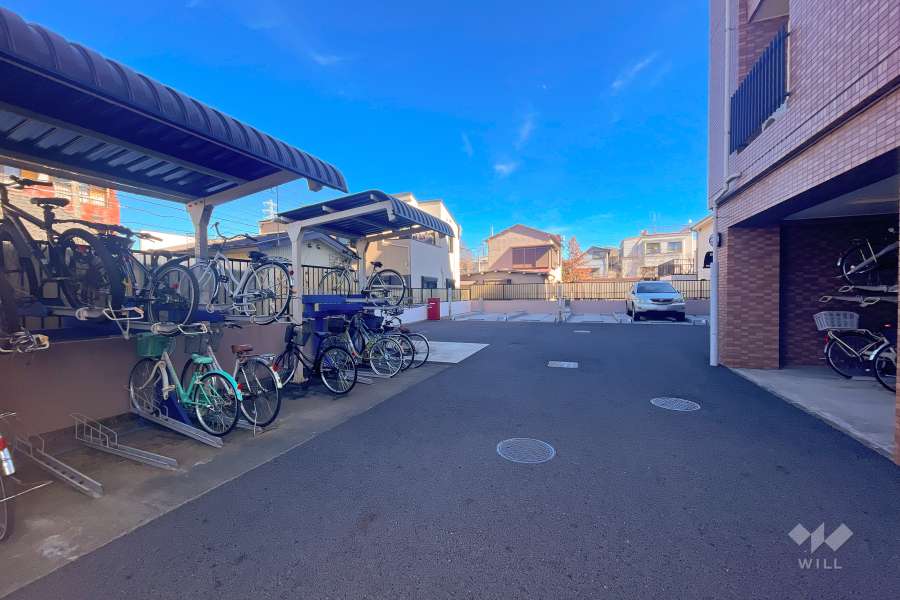 敷地内駐車場（屋外平面式）