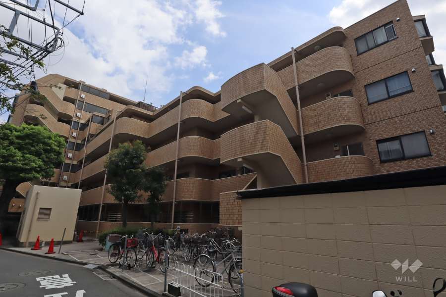 ライオンズマンション西新井第２の外観（北西側から）