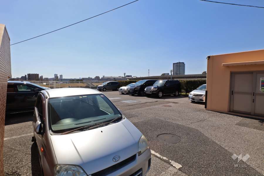敷地内駐車場（屋外平面式）