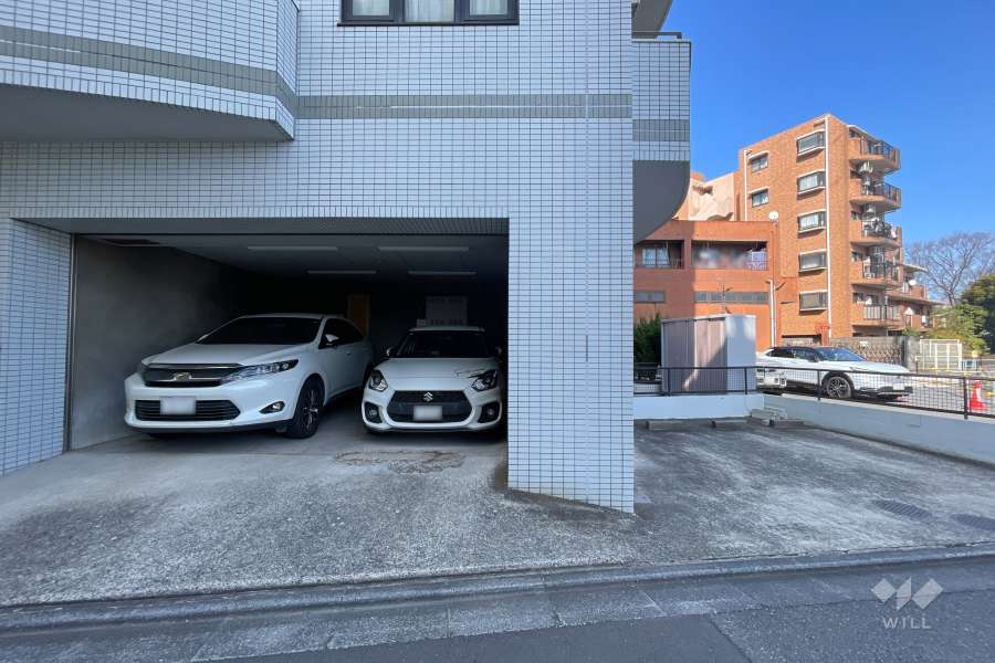 敷地内駐車場（屋内平面式・屋外平面式）