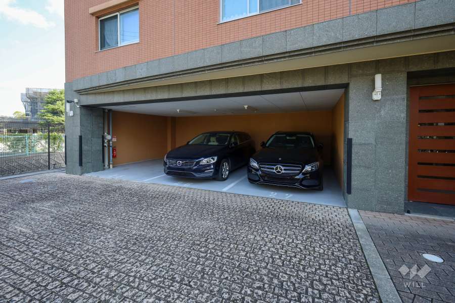敷地内駐車場（屋内平面式）
