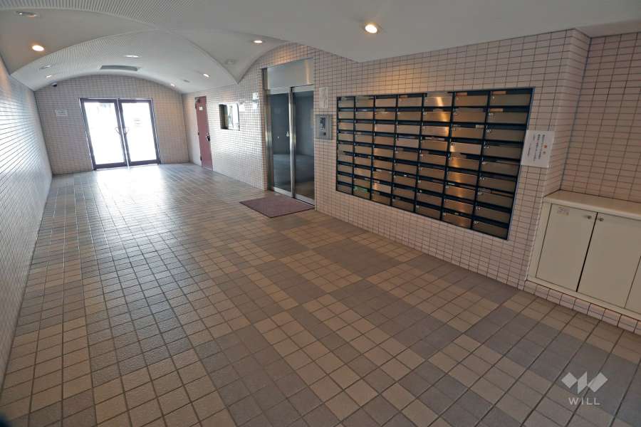 エントランスホール