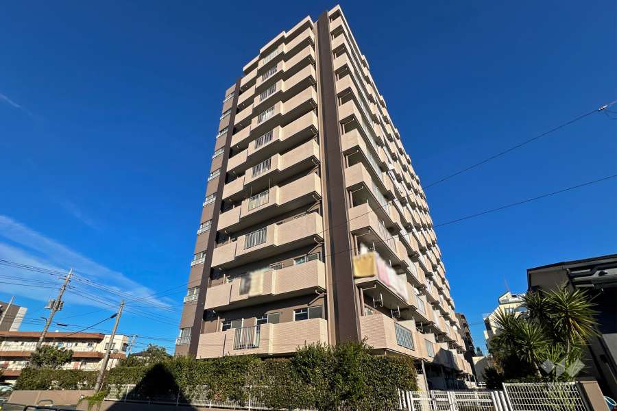 エンゼルハイム鹿浜第6の外観（南西側から）