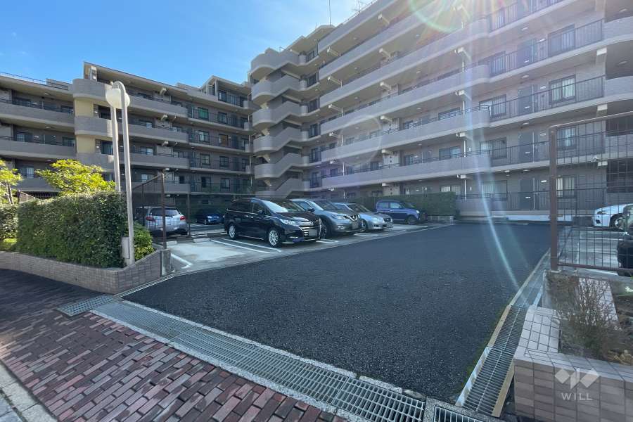 敷地内駐車場（屋外平面式）