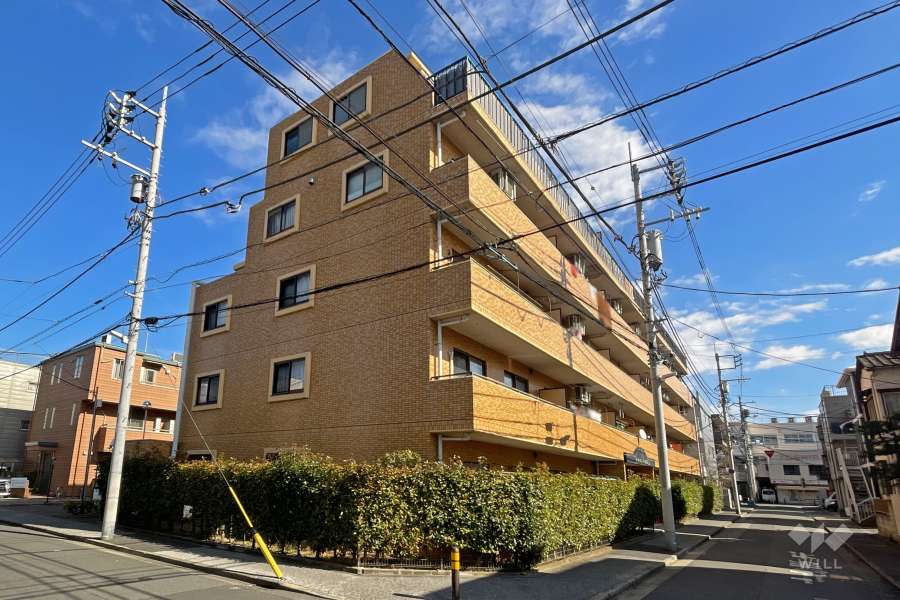 ダイアパレス北綾瀬2の外観（南西側から）