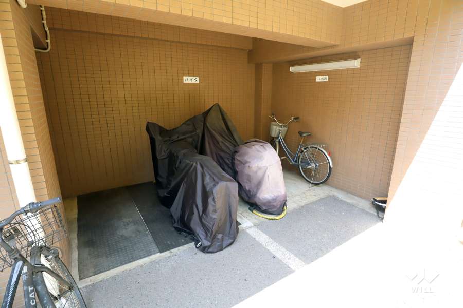バイク置場