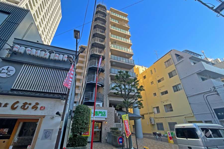 フラッツ北千住の外観（北西側から）