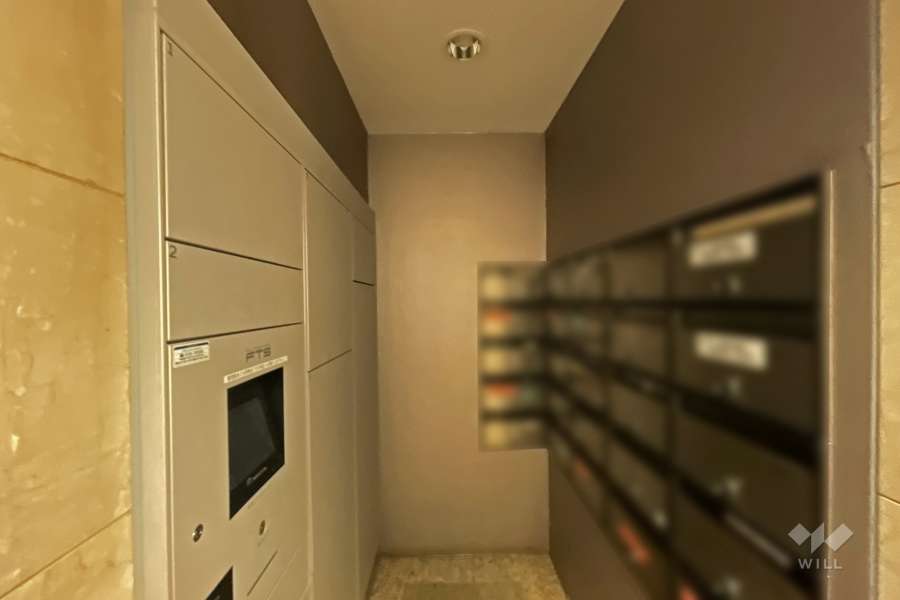 共用ポストと宅配ボックス