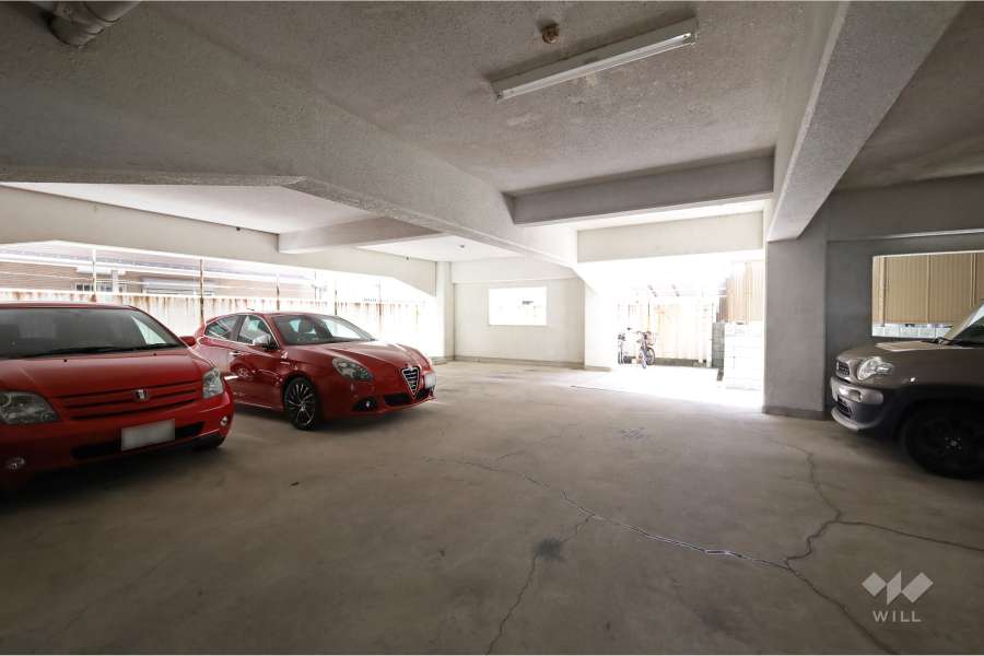 敷地内駐車場（屋内平面式）